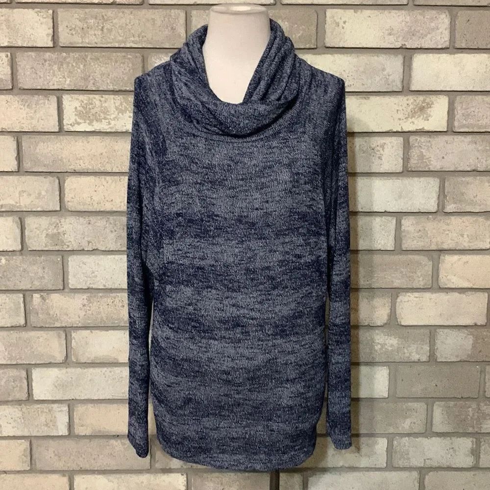 3for$20 light sweater small